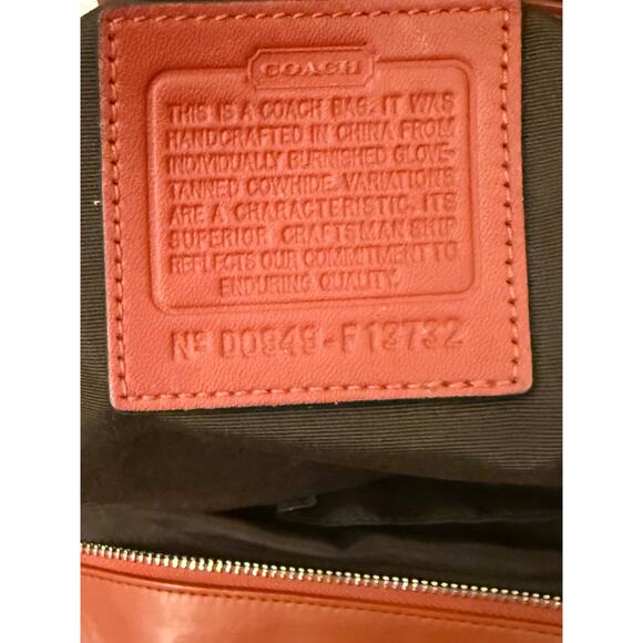 GUC Coach F13732 Soho Pleated Leather Satchel Tote - Picture 7 of 9